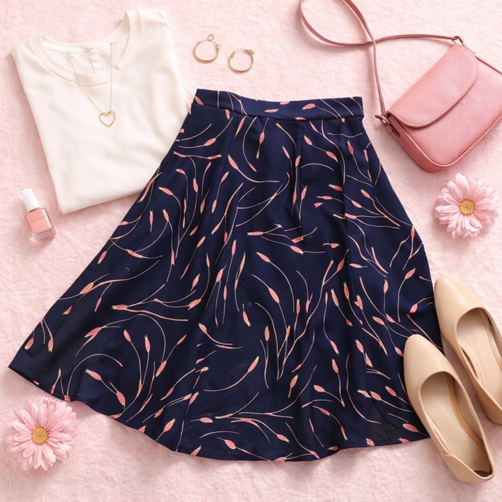 Black Floral A-Line Skirt – Large (12–14)
